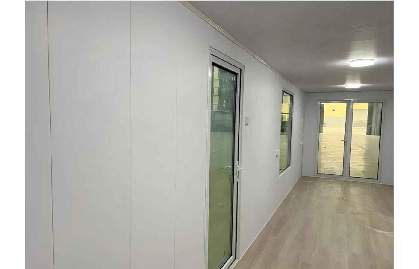 40フィートの高級カスタマイズされた40フィートの固定コンテナハウス二重層ハウス大空間 40フィートの高級カスタマイズされた40フィートの固定コンテナハウス二重層ハウス大空間